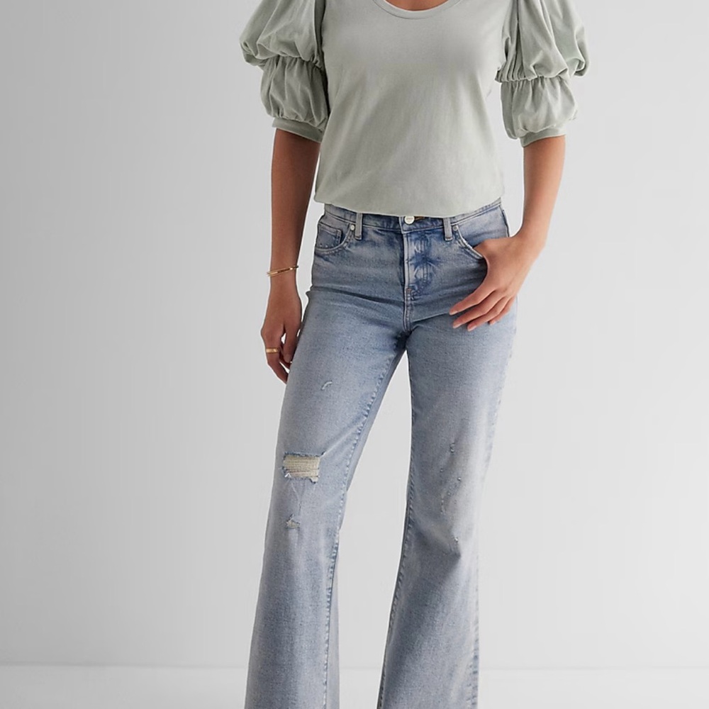 Scooped neck tee shirt with layered style